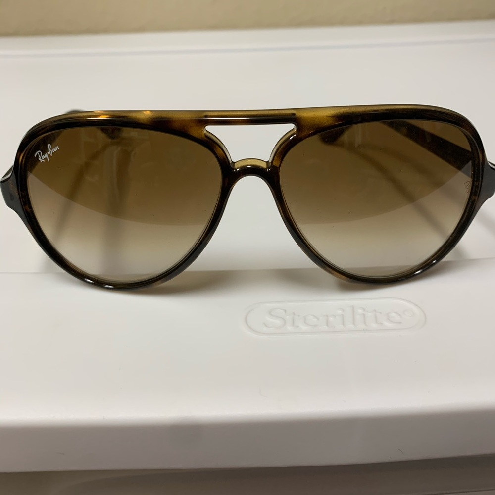 Ray-Bans Cats 5000 tortoise